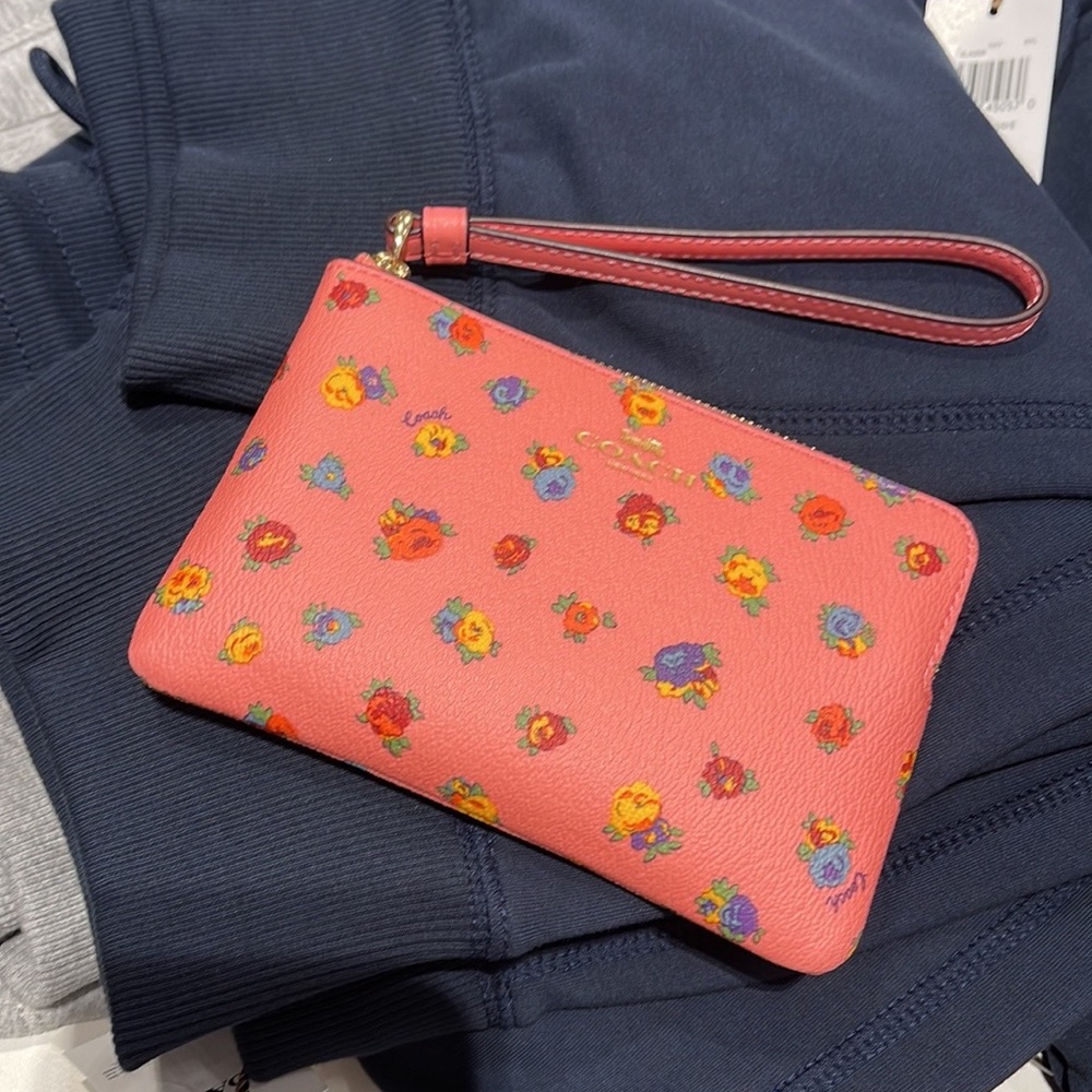Coach Corner Zip Wristlet With Mini Vintage Rose Print Pink Lemonade Multi - Picture 9 of 16